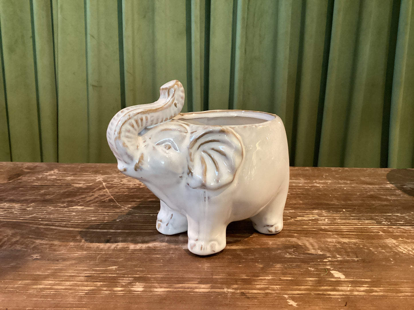 Elephant Pot