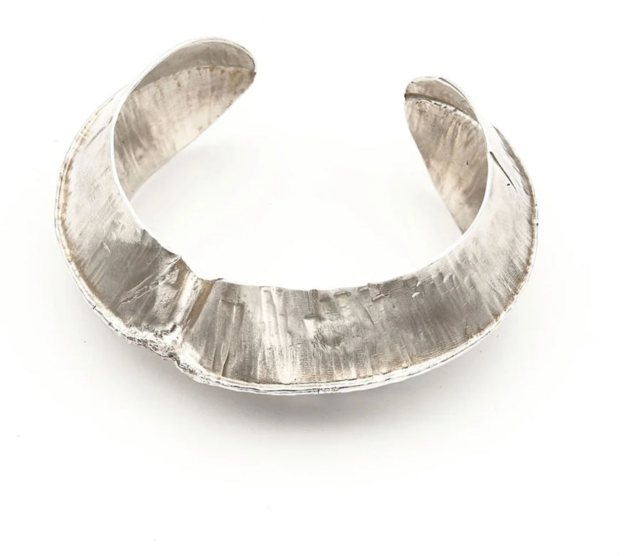 Elizabeth Hooper Studio - Pinch Cuff - Sterling