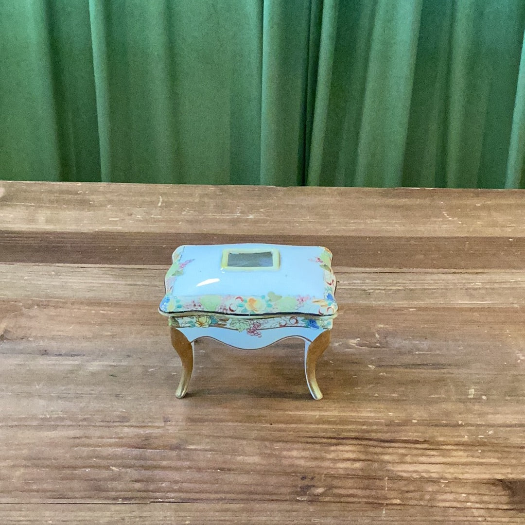 Vintage Jewelry Box