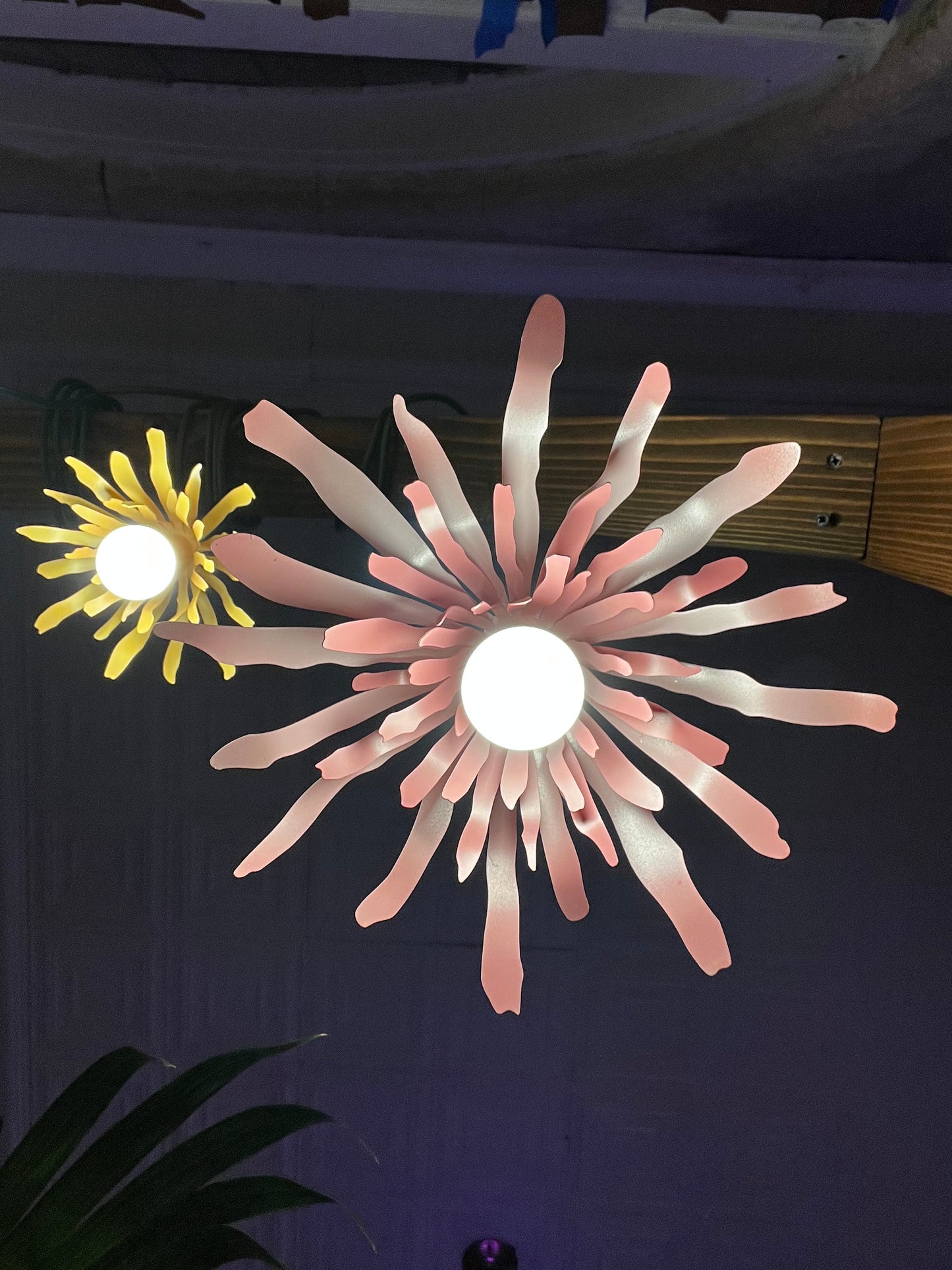 Everett Hoffman Handmade Flower Lamp