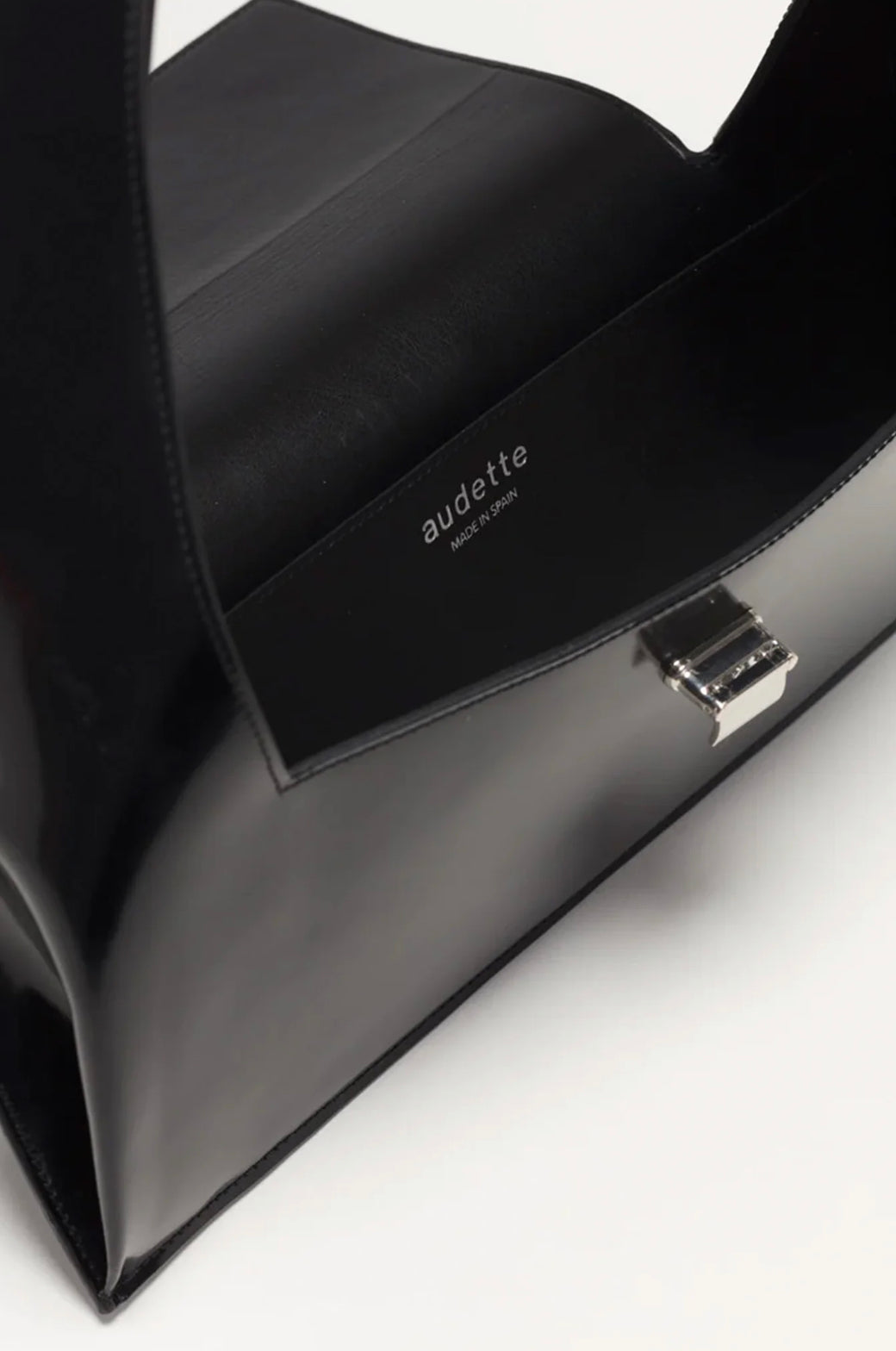 Simonett - Audette - Baguette Black Boxcalf Bag